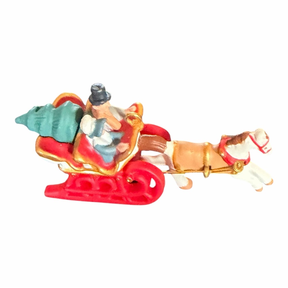 Hallmark Keepsake Dashing Through the Snow Sleigh Ornament - Picture 3 of 9